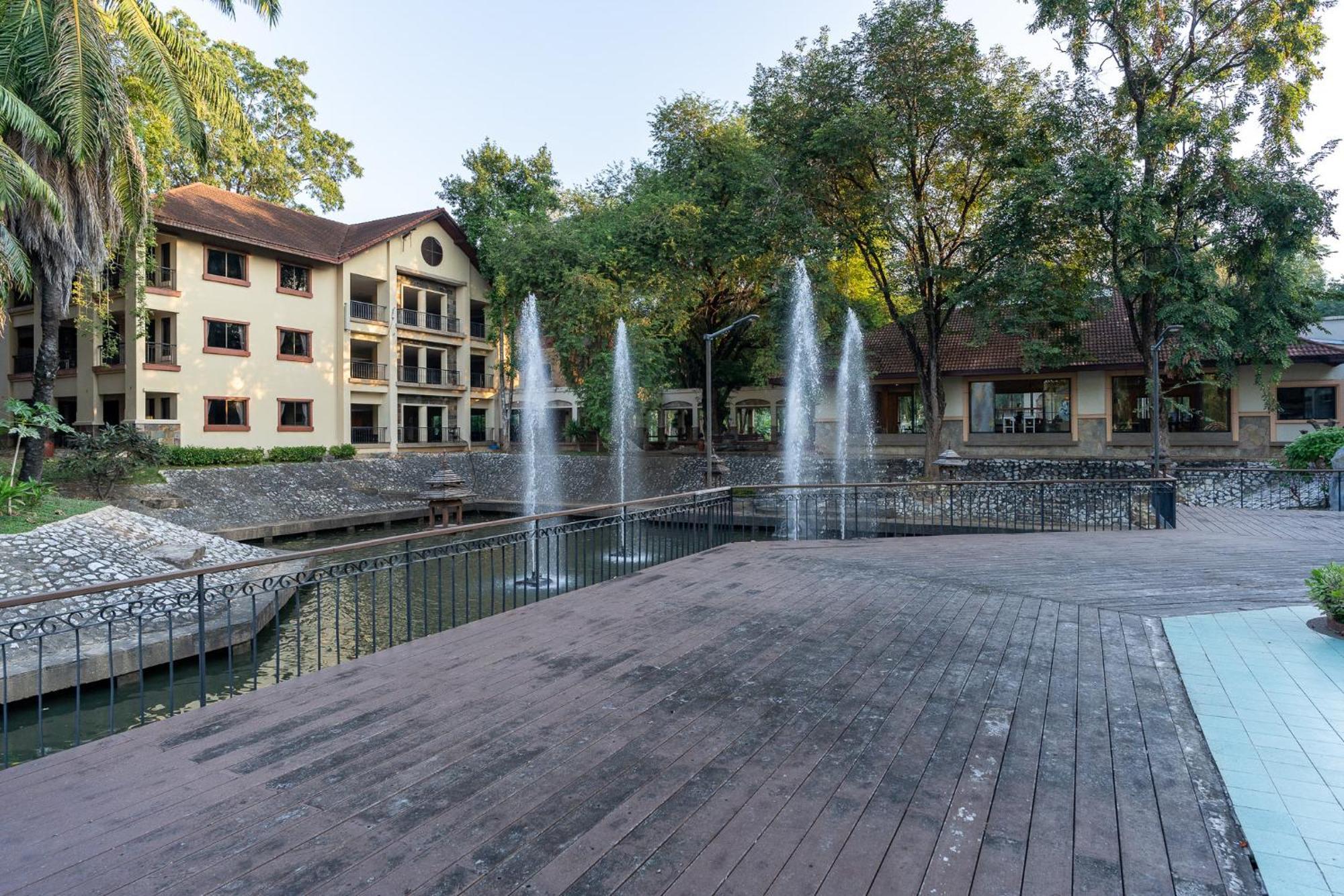 Pung-Waan Resort & Spa Канчанабури Экстерьер фото